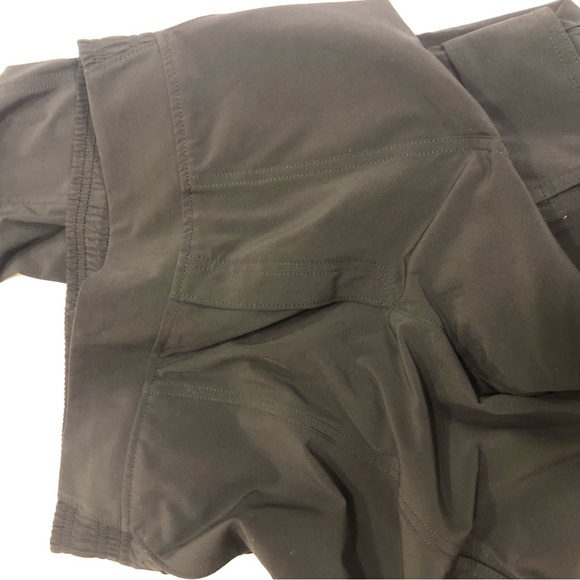 Athleta Chelsea utility jogger, black, EUC - Picture 3 of 10